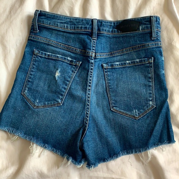 Paradise Mine - Super High Rise Jean Shorts - Picture 3 of 4